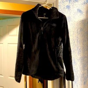 Small north face black zip up jacket